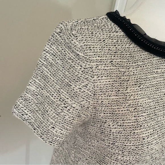 White House Black Market Tweed Beaded Trim Blouse Size XS - Picture 8 of 12